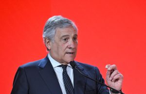 Tajani: “Il 4 luglio sarò a Villa Taverna, bisogna guardare avanti”. E smentisce Rutte: “Da Italia nessun attacco all’Iran”