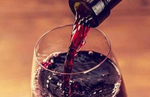 Ubriachi senza bere vino o birra? Colpa di una rara sindrome, cosa dice il medico