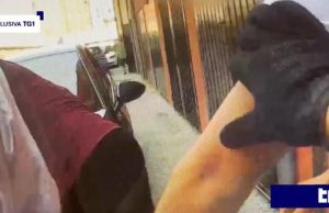 Caso Fakir, al Tg1 immagini body cam poliziotti. Legale agenti: “Contatto con altre persone”
