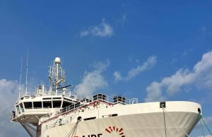 Sbarcata la Solidaire, 44 migranti con 7 minori non accompagnati