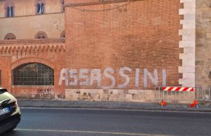 Abderrahim Fakir, apparse scritte contro la Polizia a Pisa