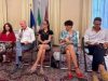 Dagli shorts al cappello, Libera Camici non ha la laurea, Perini grida alla “bufala”