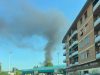 A fuoco fabbrica di pellami, la sindaca di Firenze fa tenere le finestre chiuse