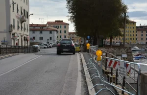 Ruba la collanina a un livornese, picchiato giovane tunisino